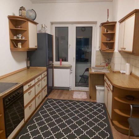 1 Zimmerwohnung Mit Kueche, Balkon Und Badezimmer In Duesseldorf Apartmen Dış mekan fotoğraf