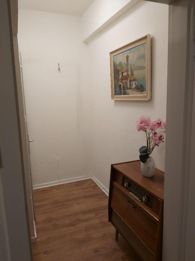 1 Zimmerwohnung Mit Kueche, Balkon Und Badezimmer In Duesseldorf Apartmen Dış mekan fotoğraf