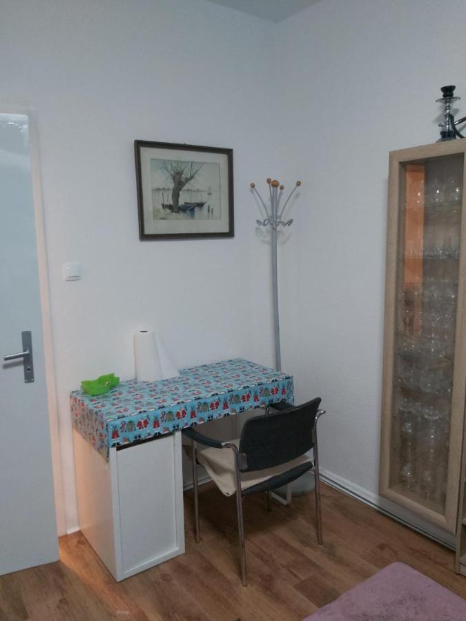 1 Zimmerwohnung Mit Kueche, Balkon Und Badezimmer In Duesseldorf Apartmen Dış mekan fotoğraf