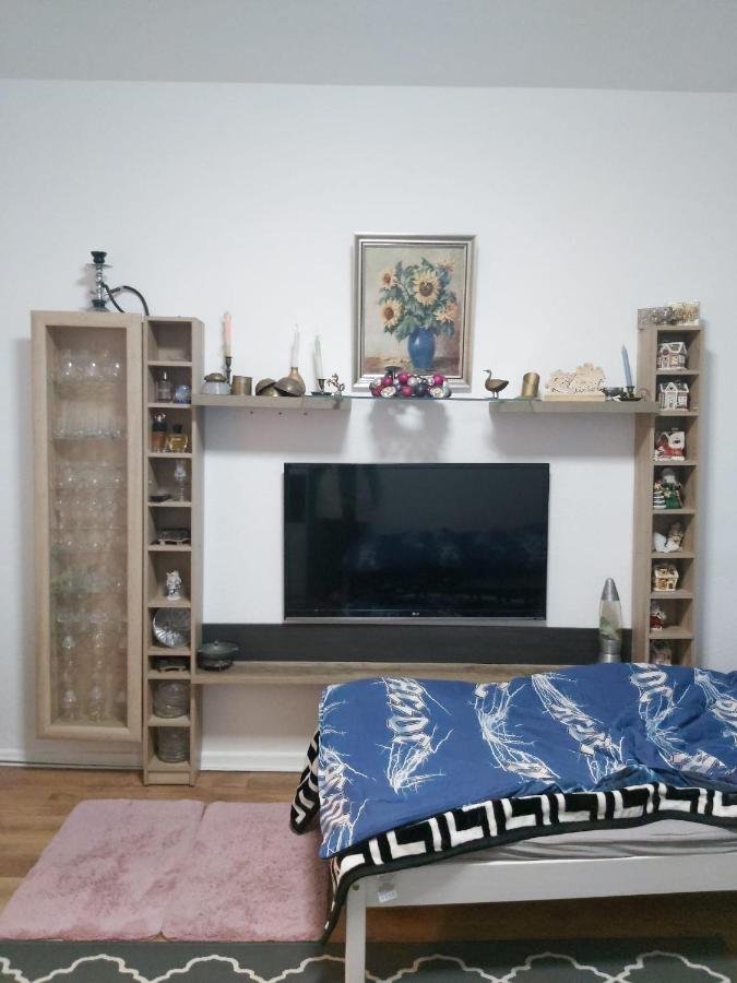 1 Zimmerwohnung Mit Kueche, Balkon Und Badezimmer In Duesseldorf Apartmen Dış mekan fotoğraf